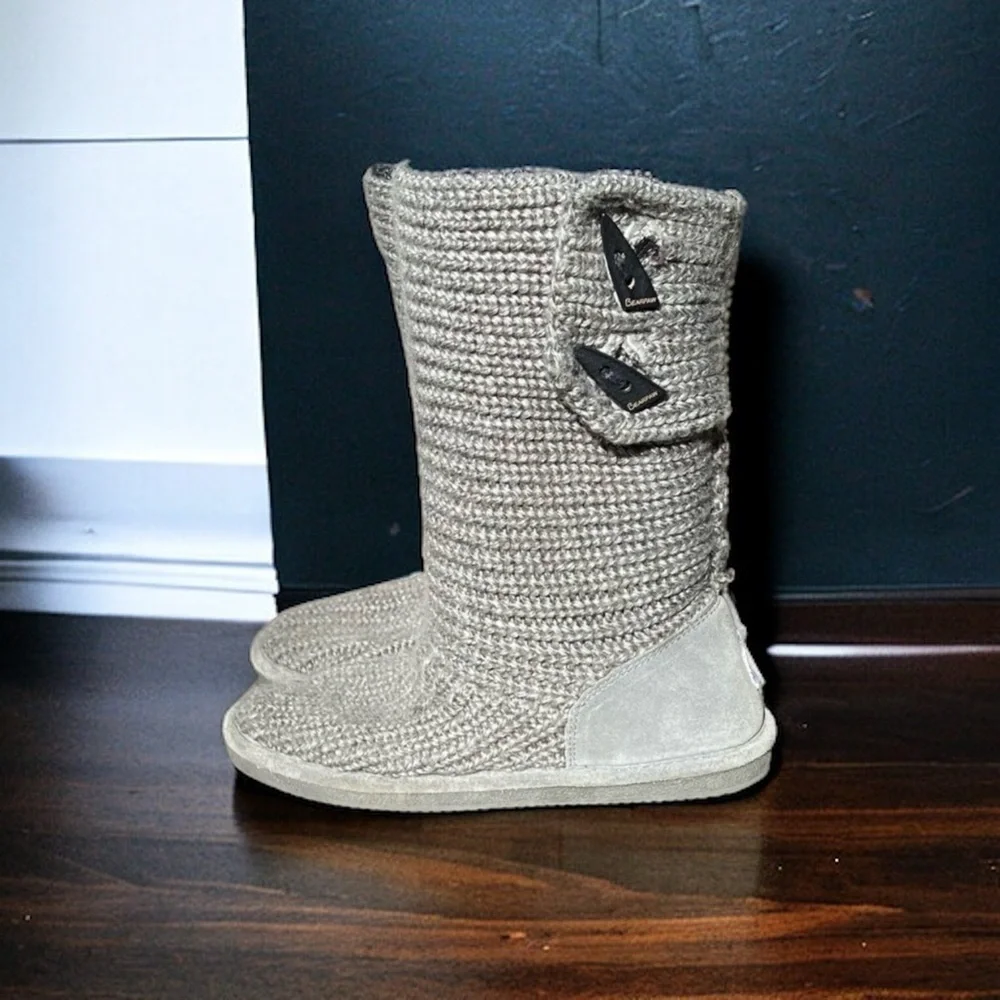 🌻Bearpaw Girl's Grey Tall (or Short) Comfortable Knit Outdoor Boots Size 5